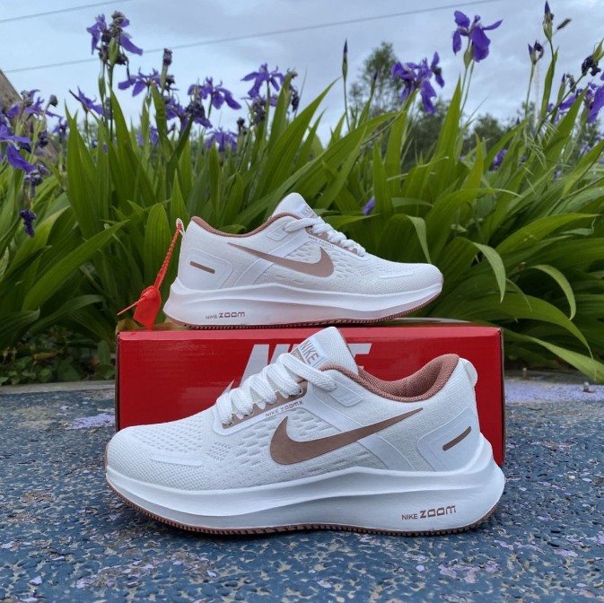 ZoomX Pegasus Lightweight Women Running Trainer Shoes - Image 9