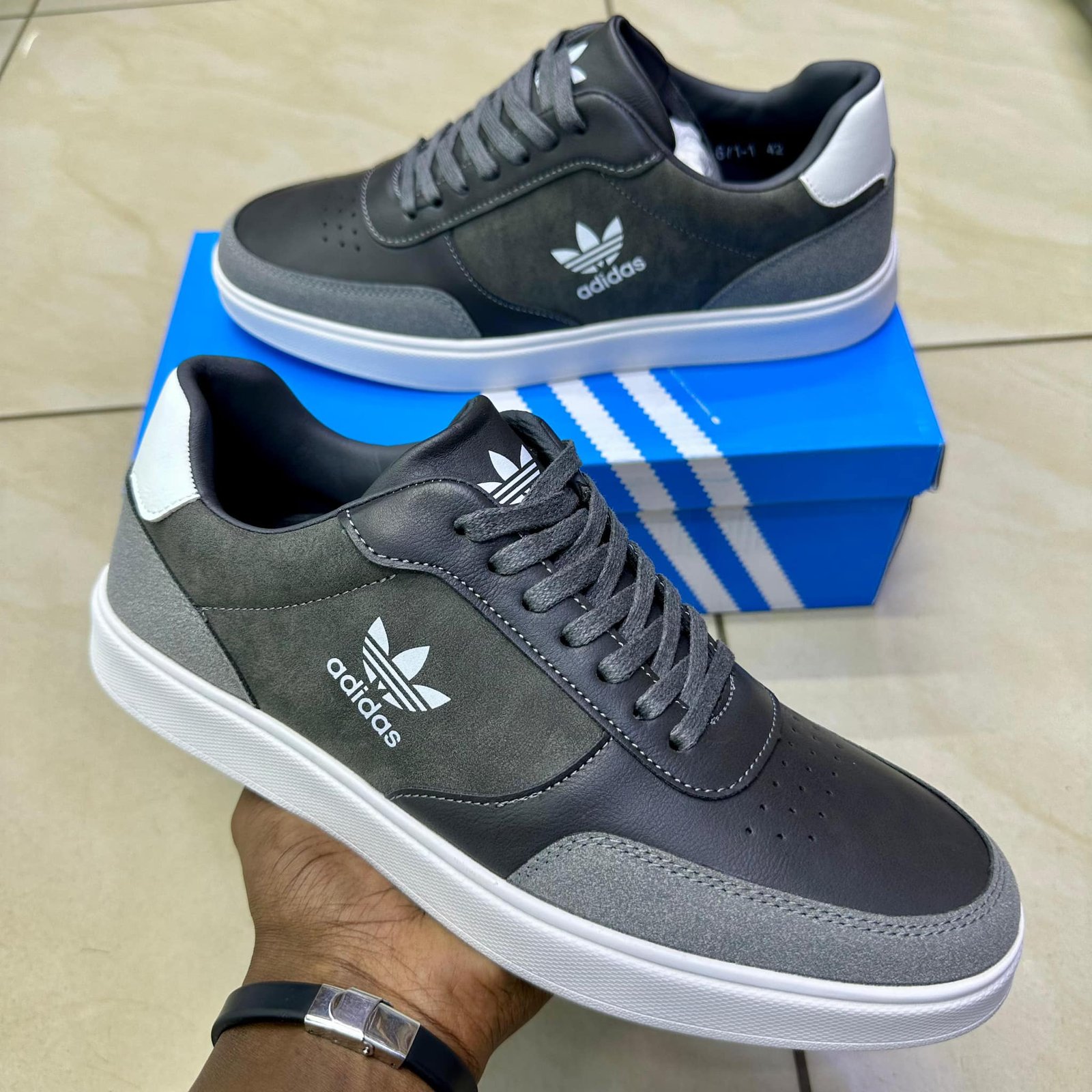 Classic Street Comfort Minimalist low-cut silhouette Sneakers 00528 - Image 11