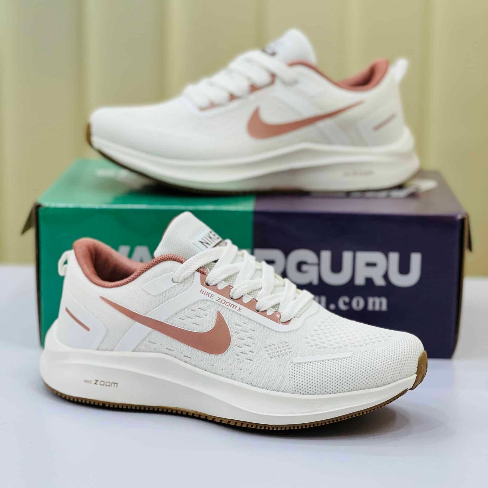 ZoomX Pegasus Lightweight Women Running Trainer Shoes - Image 13