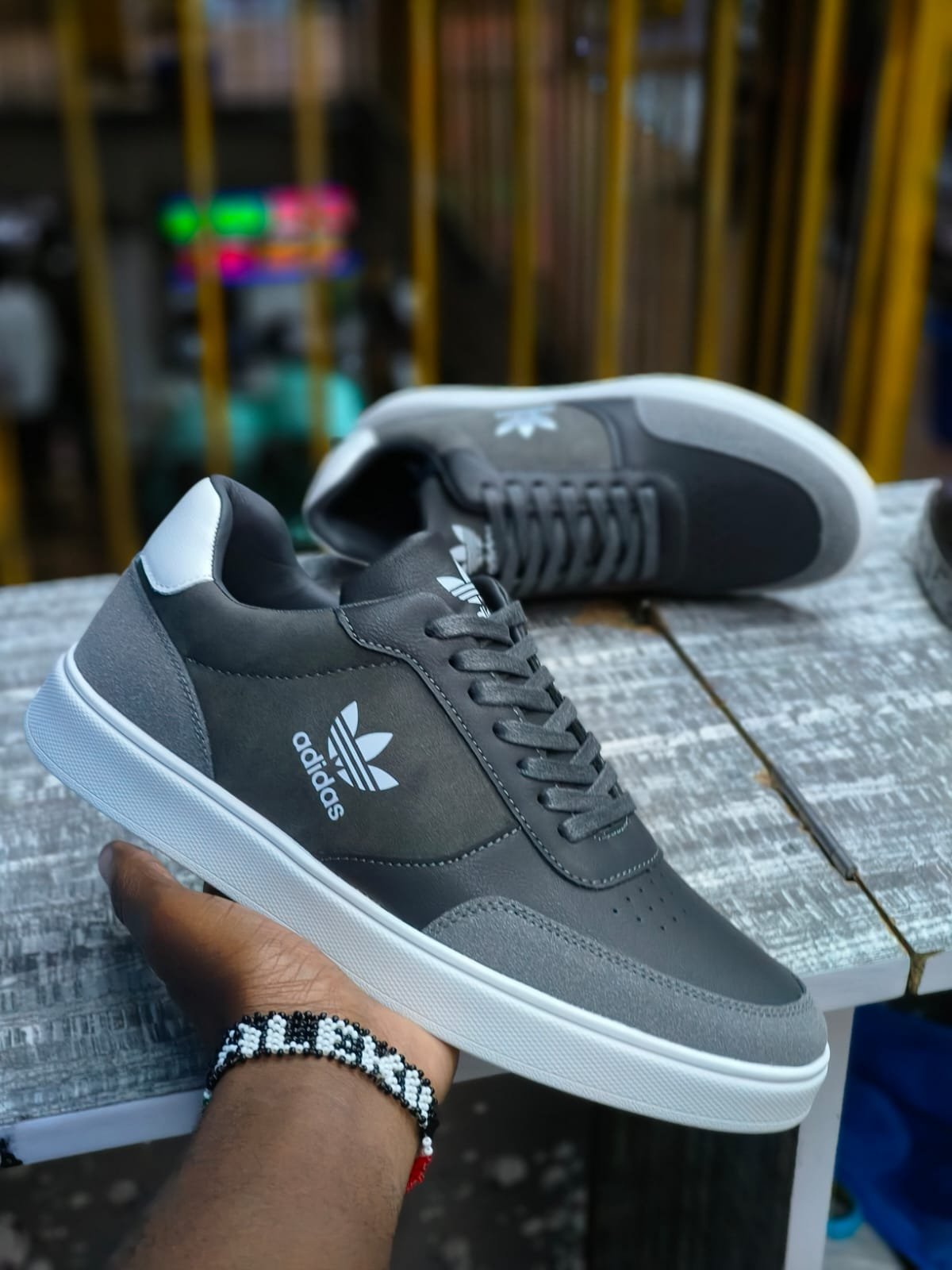 Classic Street Comfort Minimalist low-cut silhouette Sneakers 00528 - Image 4